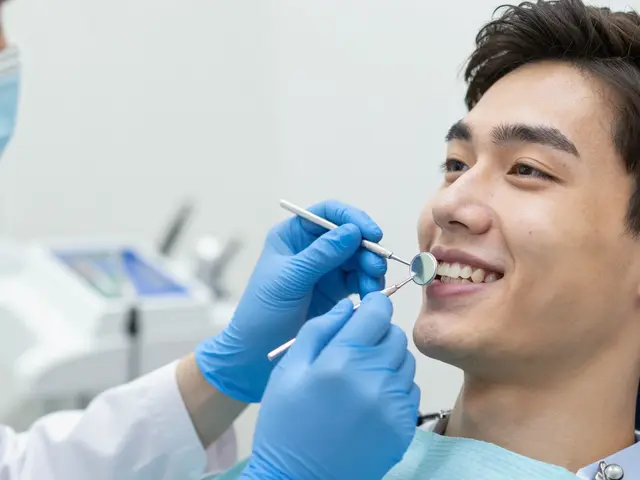 Kolik stojí rovnání zubů v Praze? Kompletní přehled cen za brasky a Invisalign